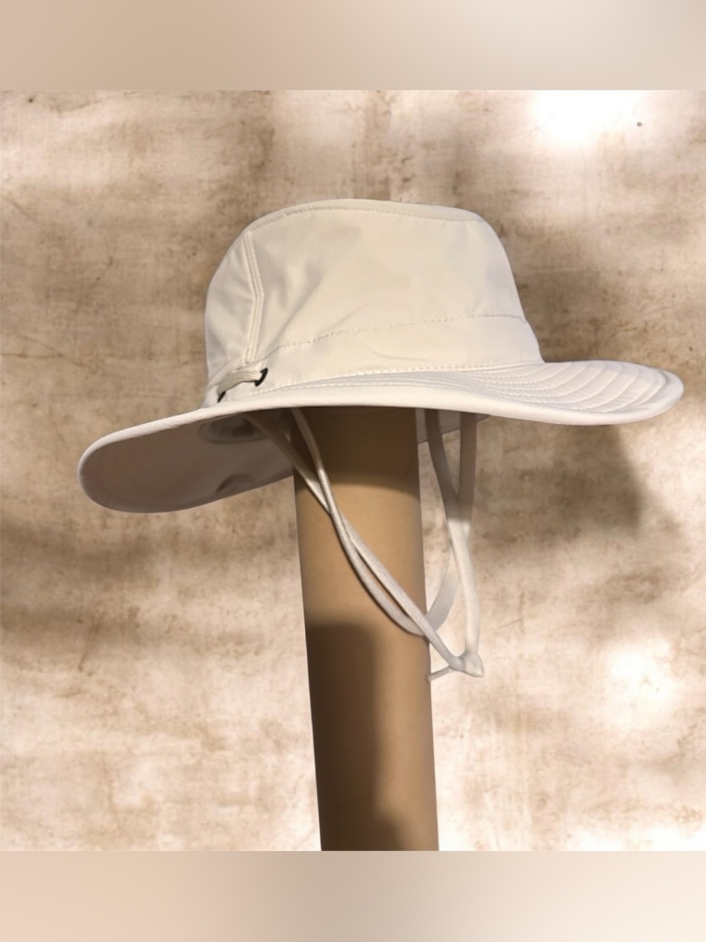 Tilley trek hat